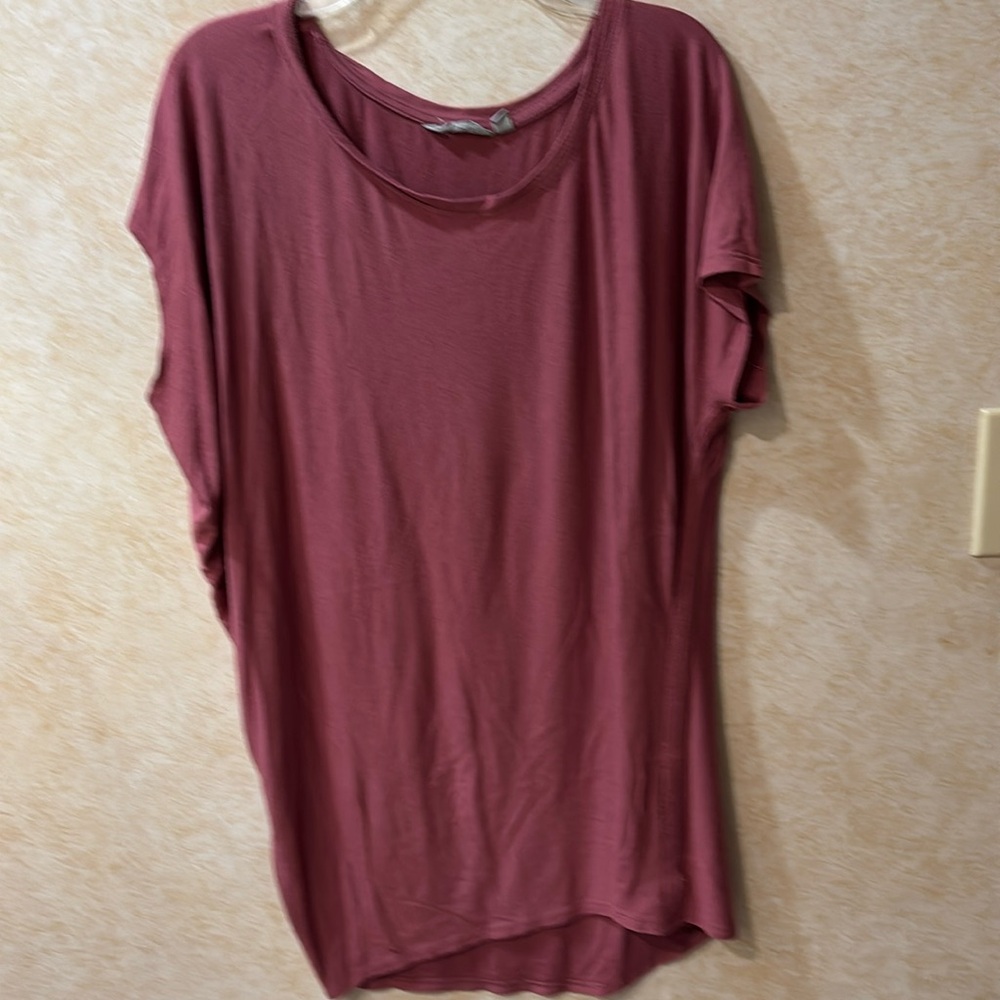 Athleta Mauve Top, Size Large